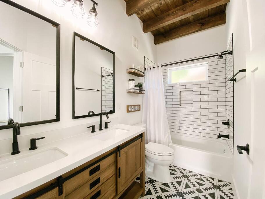 Apartmán Modern Smoky Mountain Tiny House Pigeon Forge Exteriér fotografie